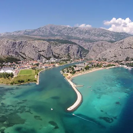 Appartement With A Parking Space - 15830 Omiš