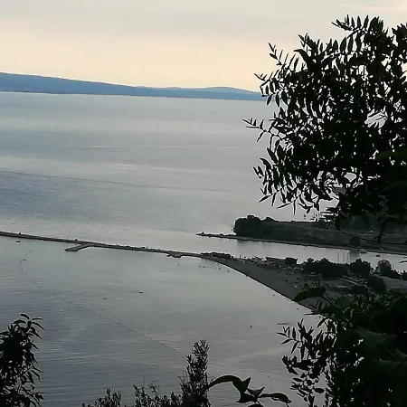 Appartement With A Parking Space - 15830