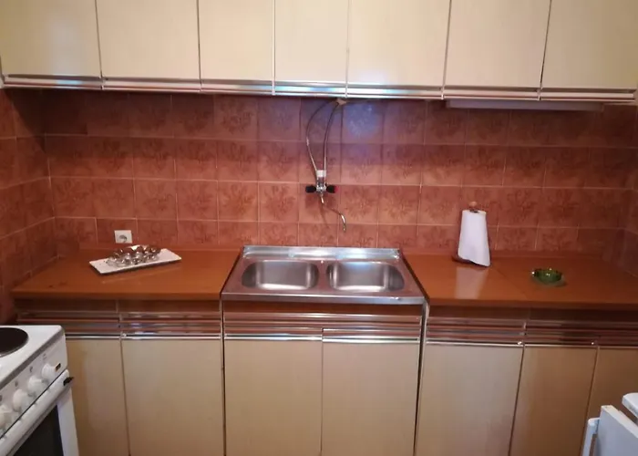 Appartement With A Parking Space - 15830 *